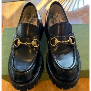 Women’s Gucci Lug sole horse bit loafer in Black